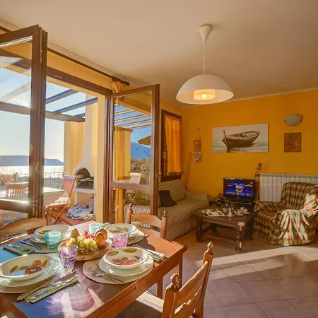 Apartamento John's House-lakeview & Shared Pool - Happy *