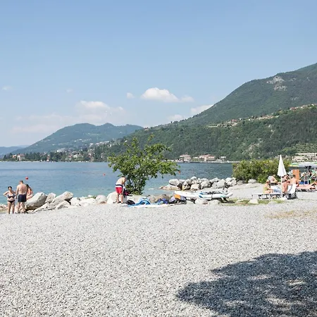 John's House-lakeview & Shared Pool - Happy Toscolano Maderno