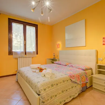 John's House-lakeview & Shared Pool - Happy Apartment *