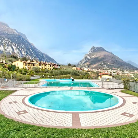 John's House-lakeview & Shared Pool - Happy Apartment Toscolano Maderno