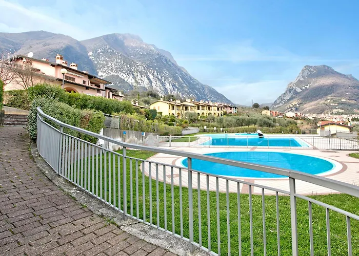 John's House-lakeview & Shared Pool - Happy * Toscolano Maderno